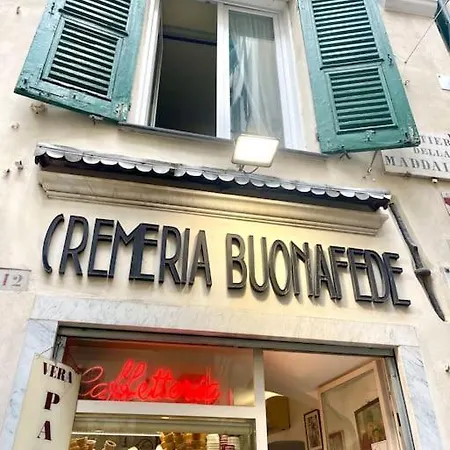 Magnifico Del 400 L'elisir D'amore Apartament